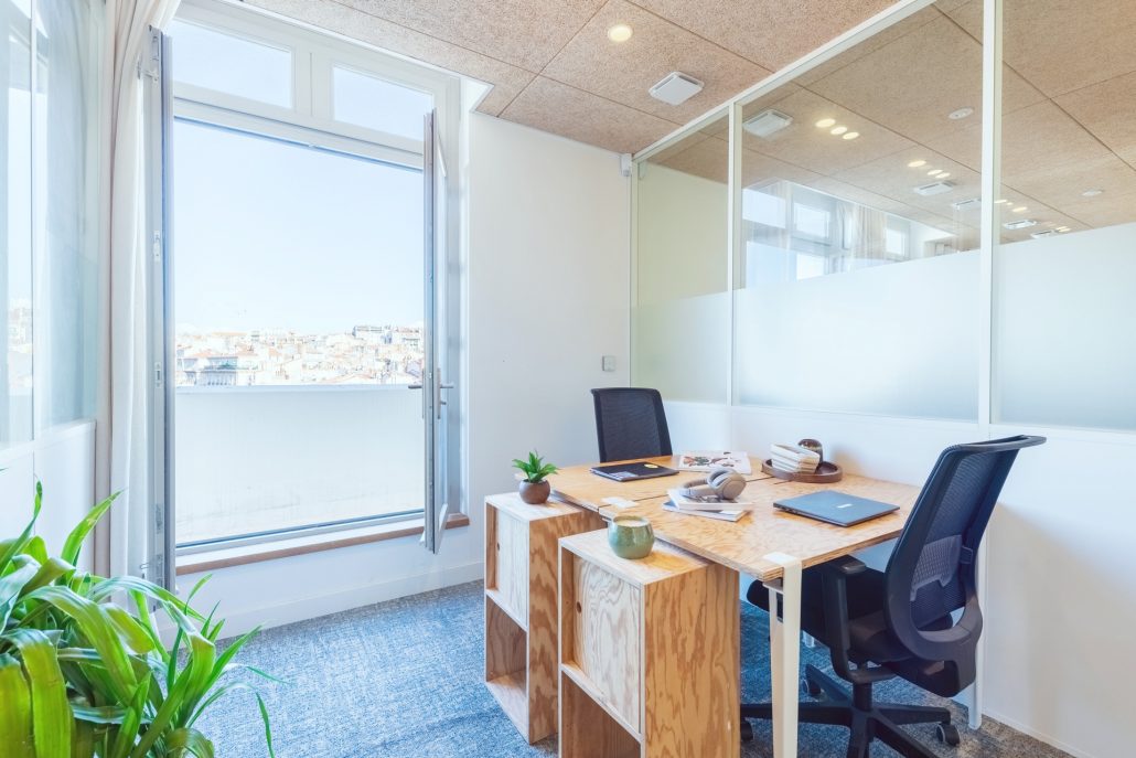 638 - Balcony desk #2