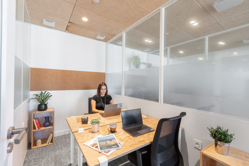676 - Office #2 (1)