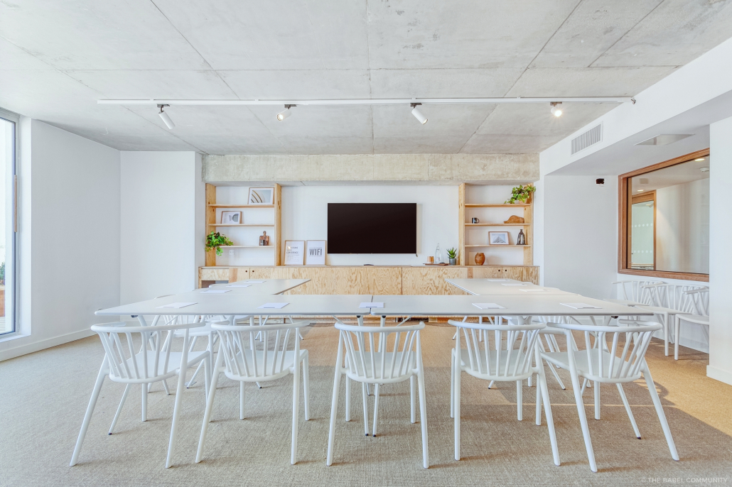 Turnkey meeting room for business events in Marseille