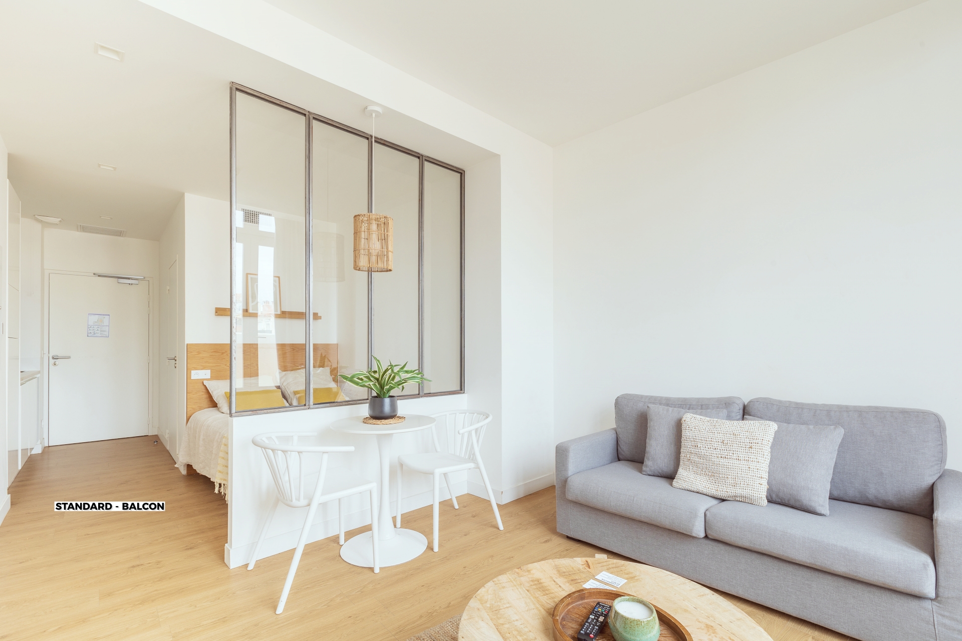 Standard Suite - Balcony #521 (3)