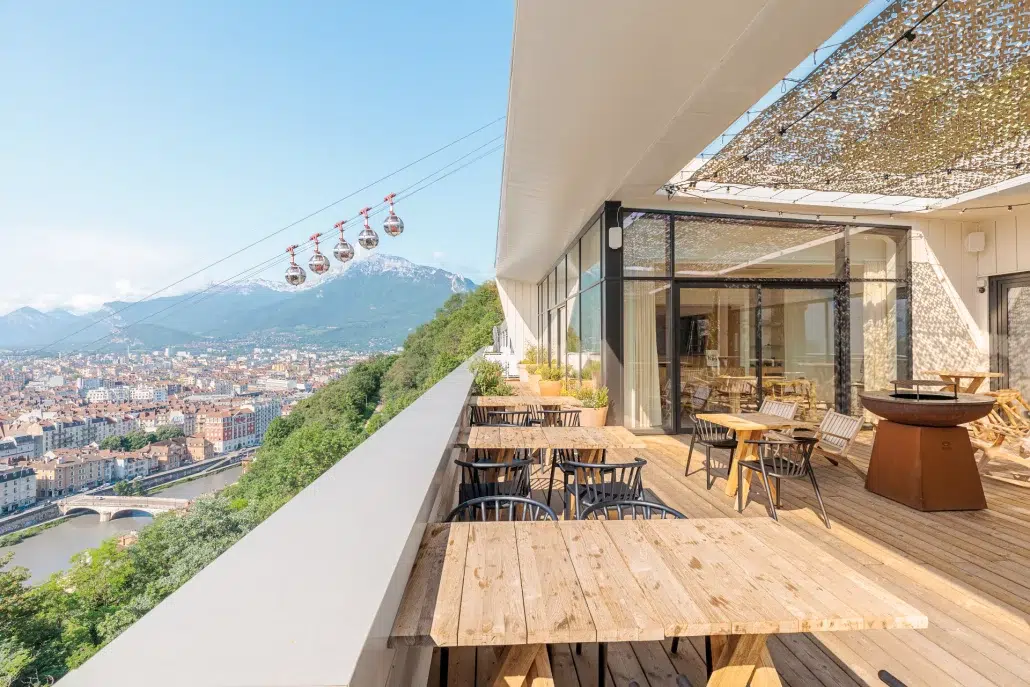 the-babel-community-grenoble-bastille-ciel-rooftop-restaurant (1)