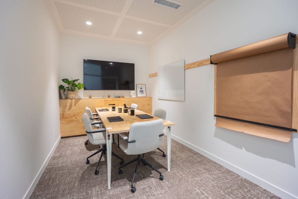 Free Meeting Room 2 (2)