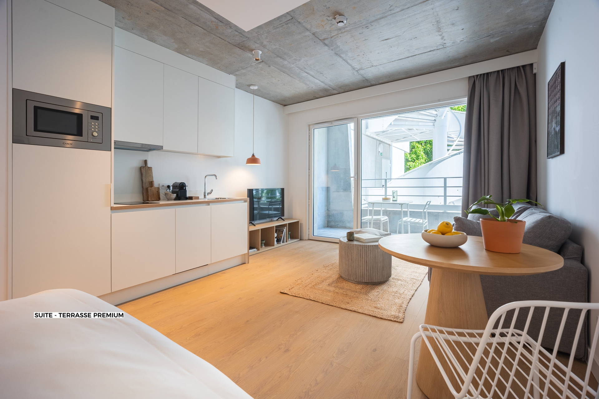 Suite Terrasse Premium PMR - Résidence Lille Les Prés - Coliving Appartement meublé - 1011 Suite PMR - Terrasse (2)