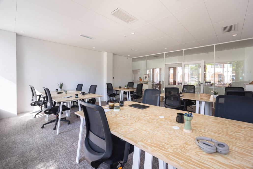 VILL-085 Bureau Plateau Openspace # 16 (2)