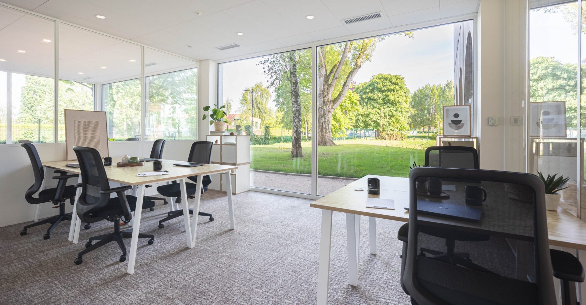 052 Bureau #6 (2)