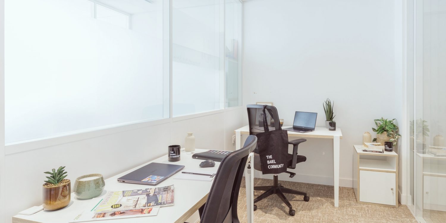 121 - Bureau #2