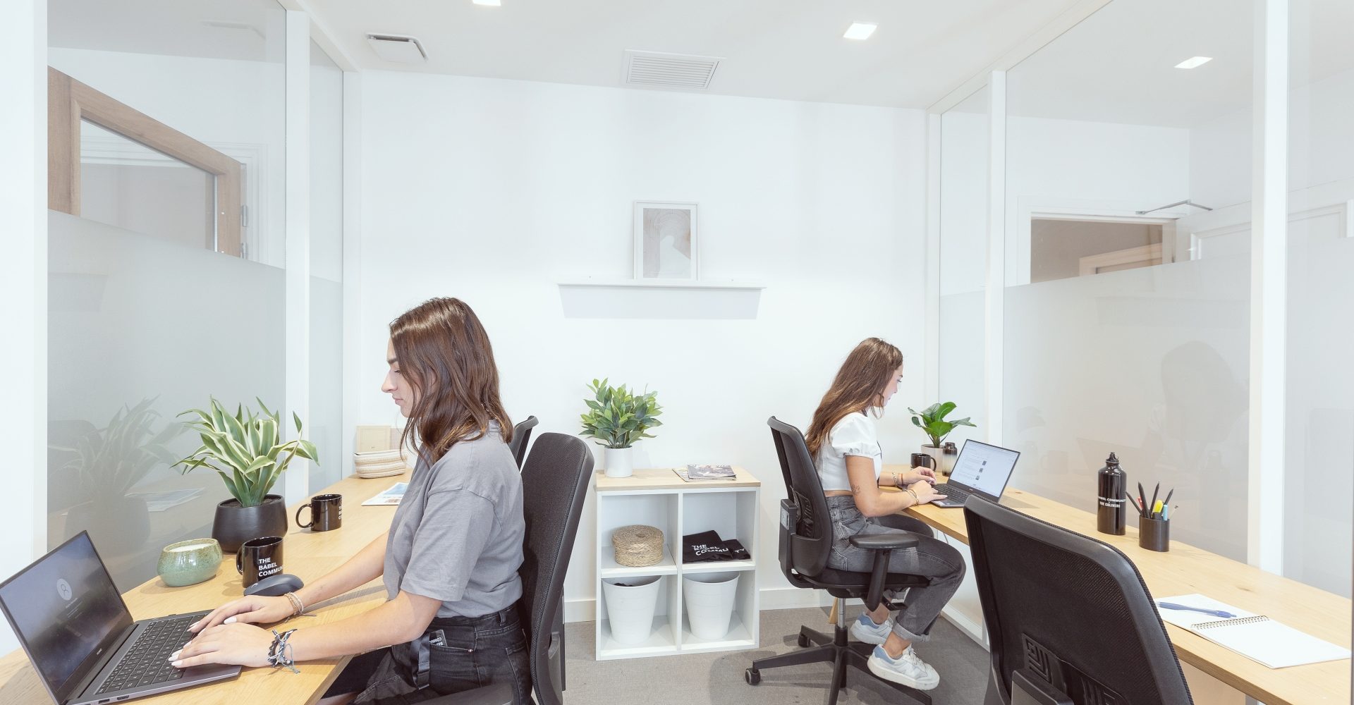 123 - Bureau #4 (1)