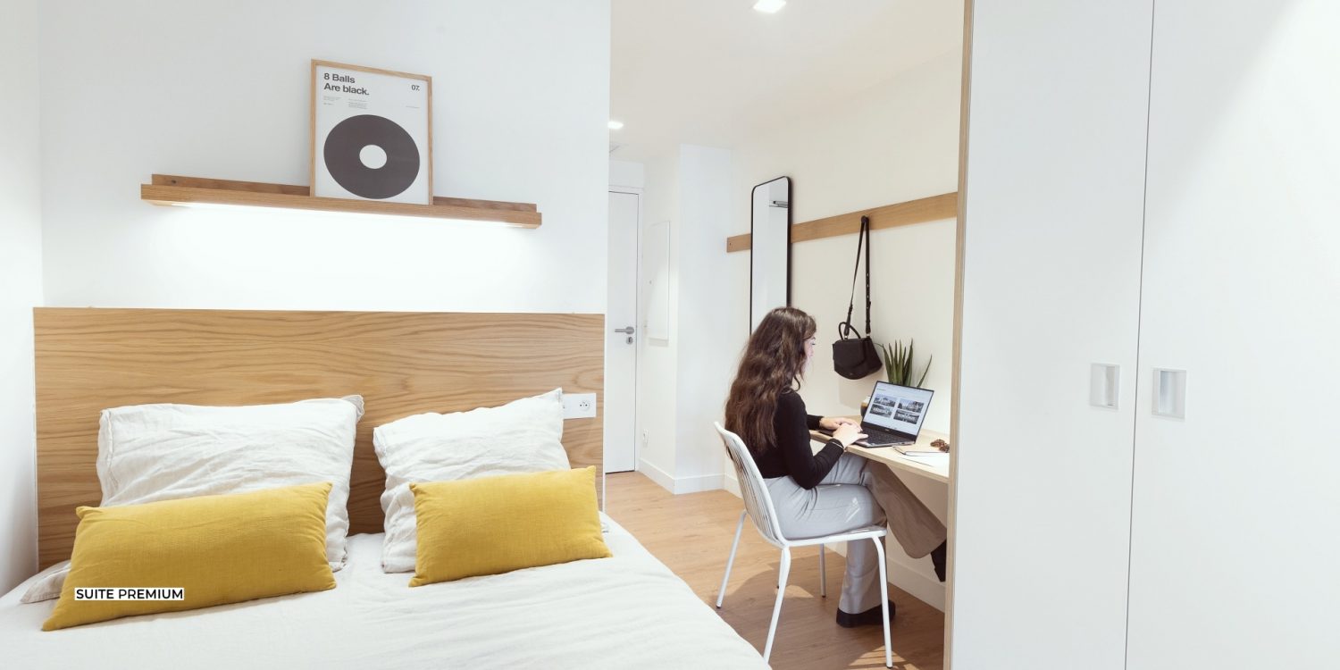 Chambre lumineuse en T1 Suite à Marseille