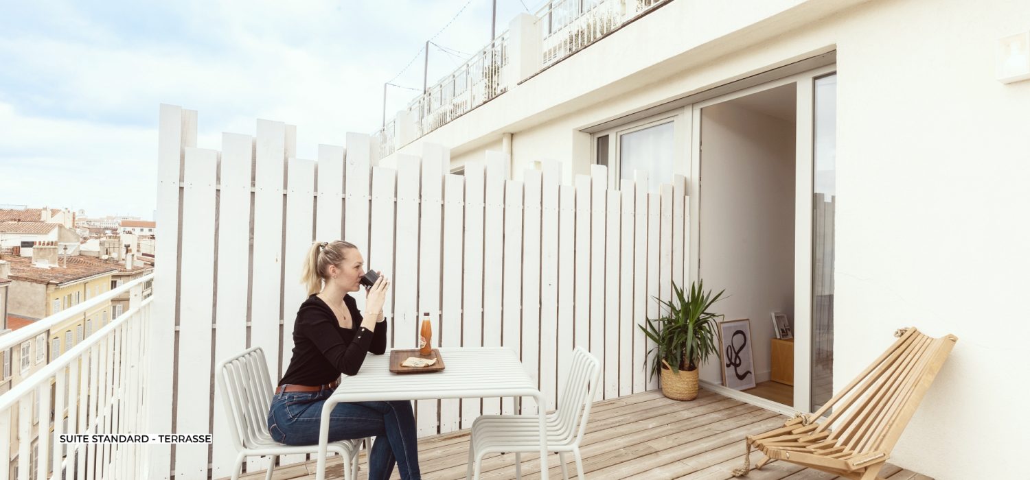 Terrasse privative spacieuse en coliving à Marseille