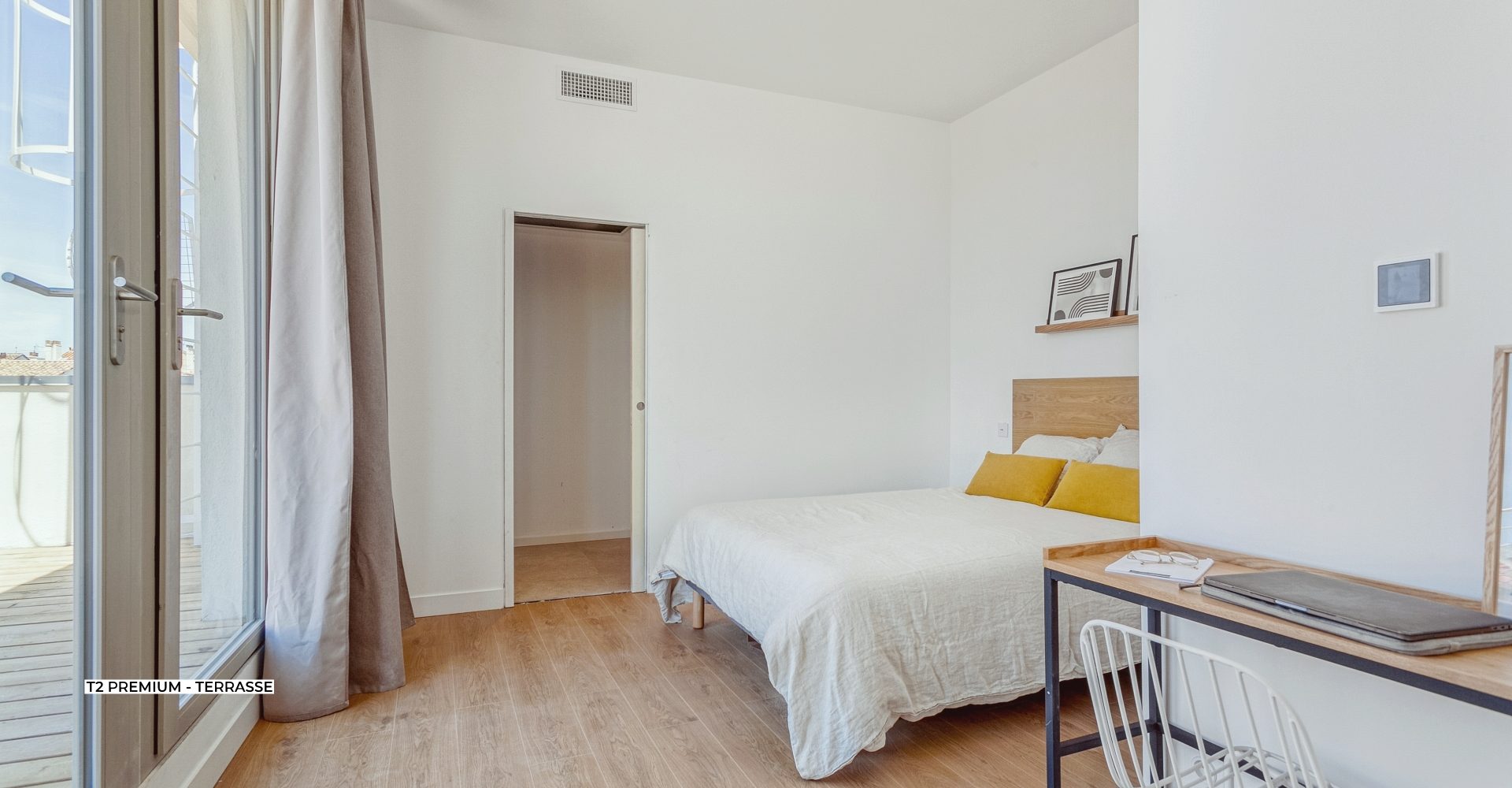 T2 Premium avec une terrasse en coliving à Marseille Vieux Port
