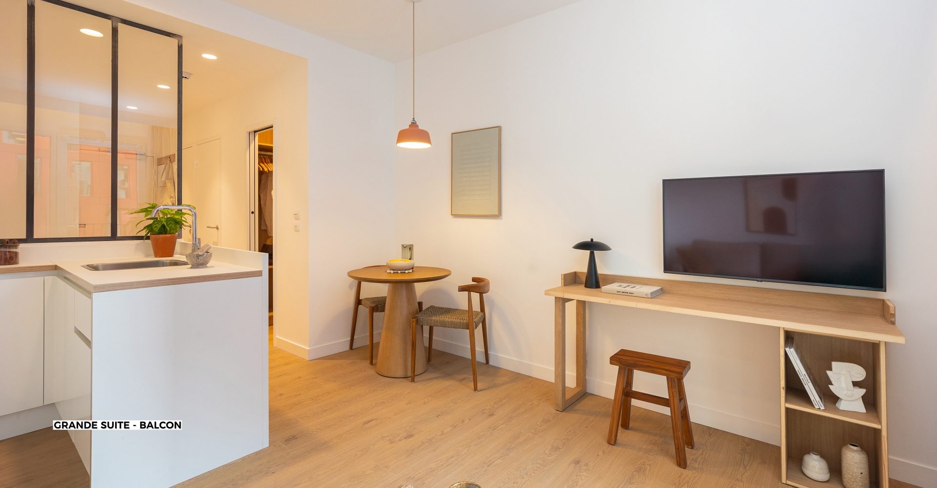 307 Grande Suite - Balcon - The Babel Community Paris Montigny Coliving (18)