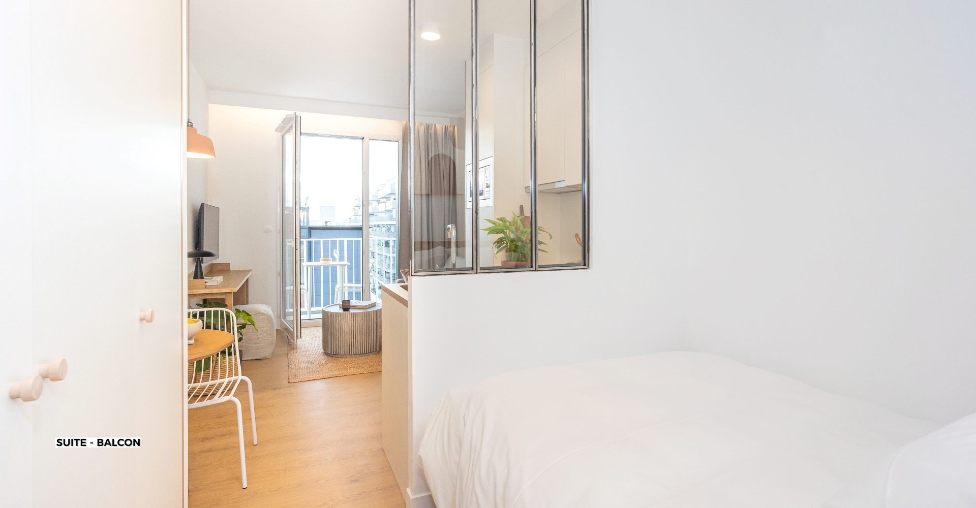 536 Suite - Balcon - The Babel Community Paris Montigny Coliving (1)