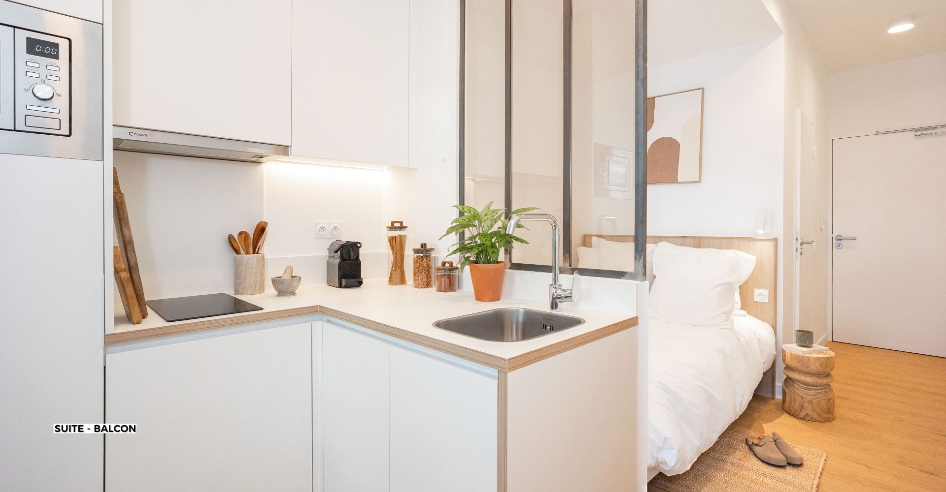 536 Suite - Balcon - The Babel Community Paris Montigny Coliving (3)