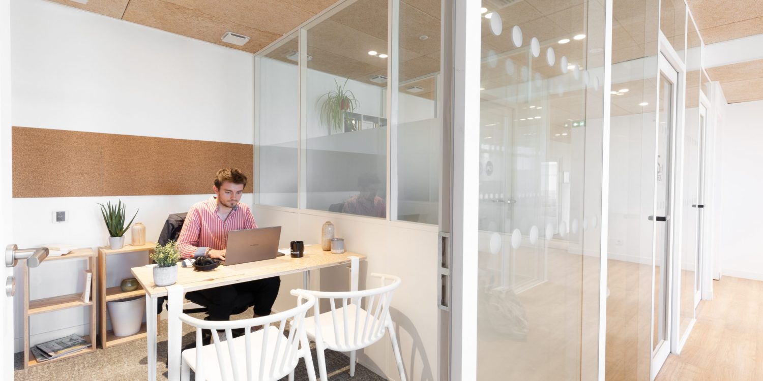 673 - Office #2