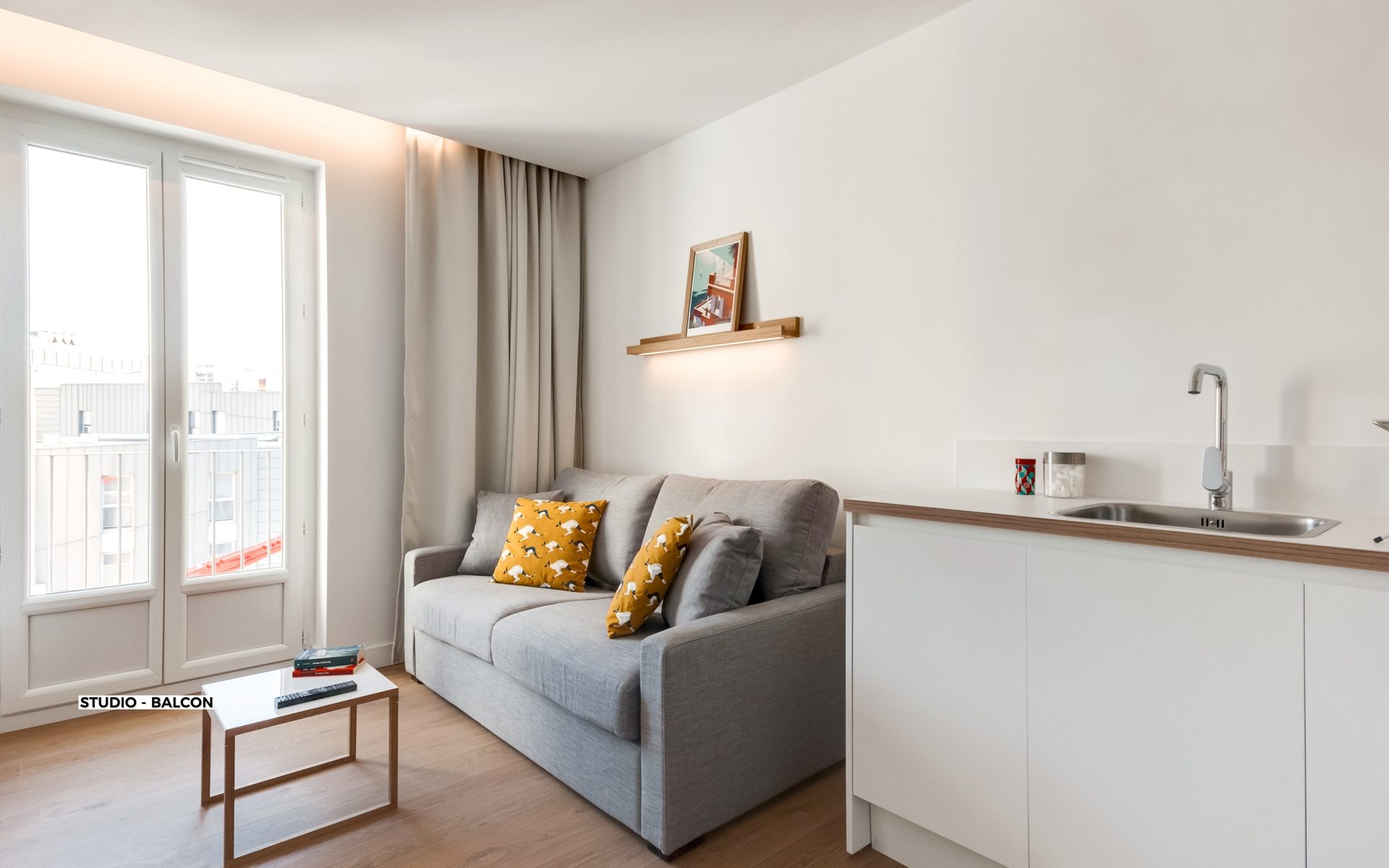 Appartement meublé Studio Balcon - Marseille République - Coliving - The Babel Community (2)