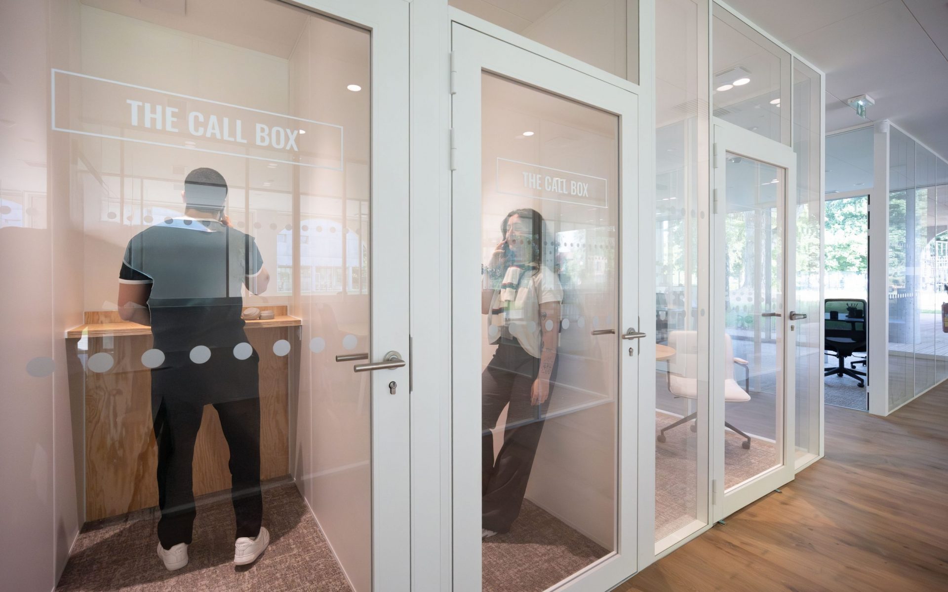 Call Box Suite office (1)