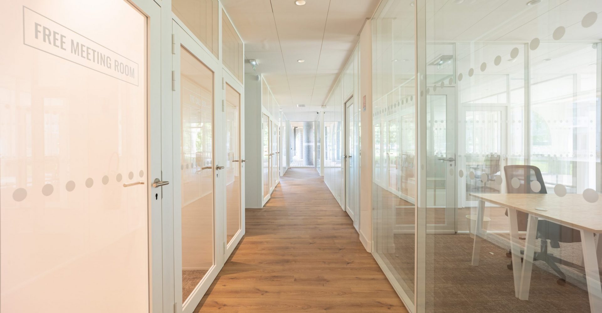 Couloir Suite office (2)