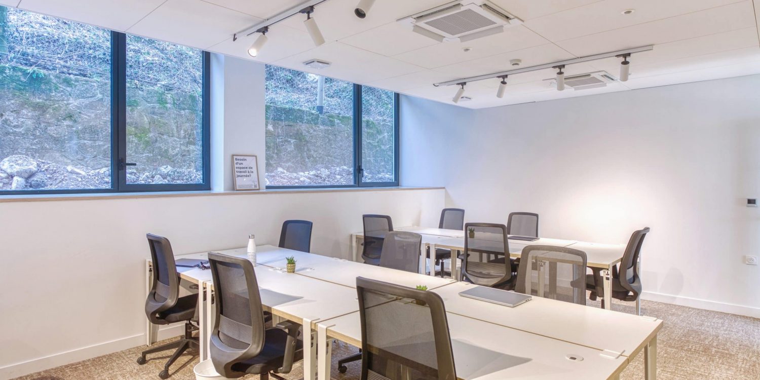 Postes de travail en openspace