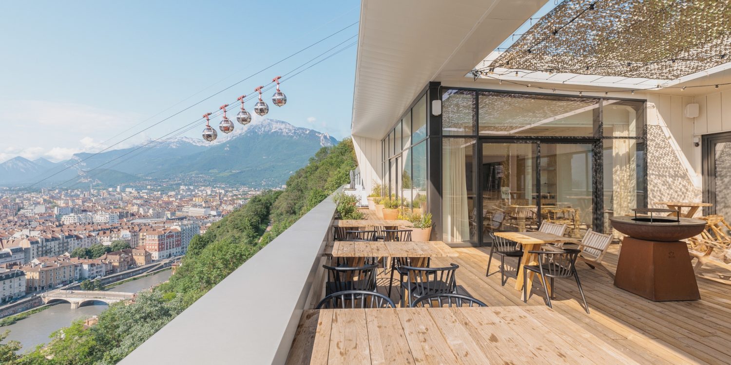 Restaurant Ciel avec la vue panoramique exceptionnelle à Grenoble