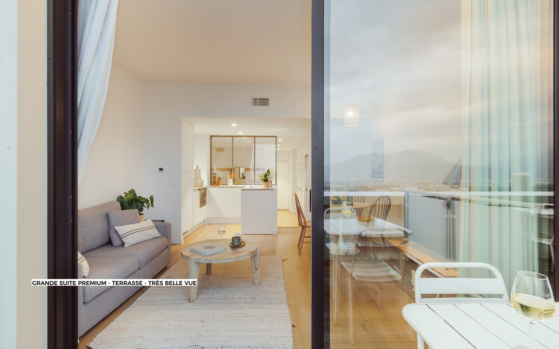 Grande suite premium - terrasse - tres belle vue 434 (9)