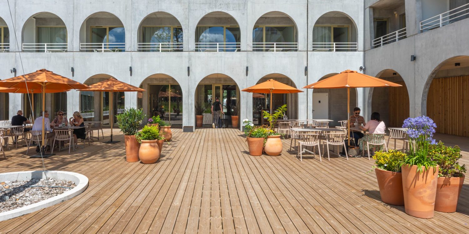 THE BABEL COMMUNITY Lille Les Pres Residence - Restaurant with Terrace in Villeneuve d'Ascq (19)