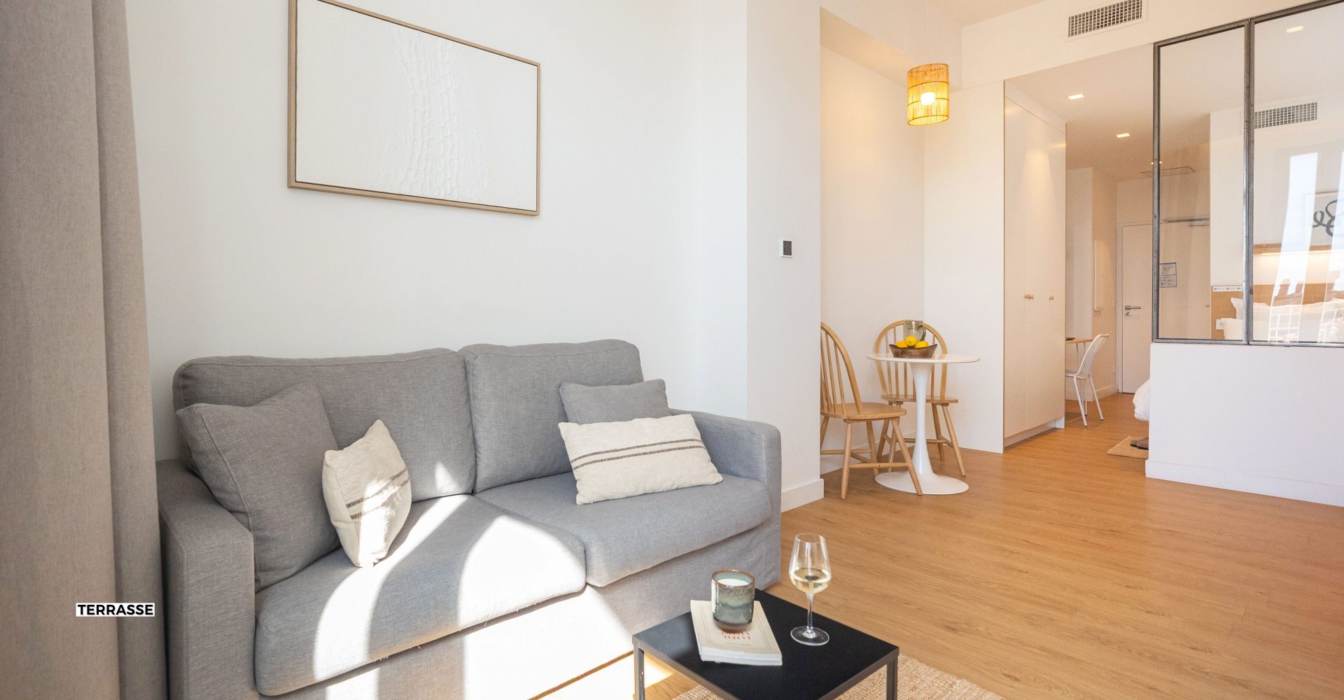 SUITE TERRASSE - VUE HAXO - 506 - The Babel Community Coliving Marseille Vieux Port (12)