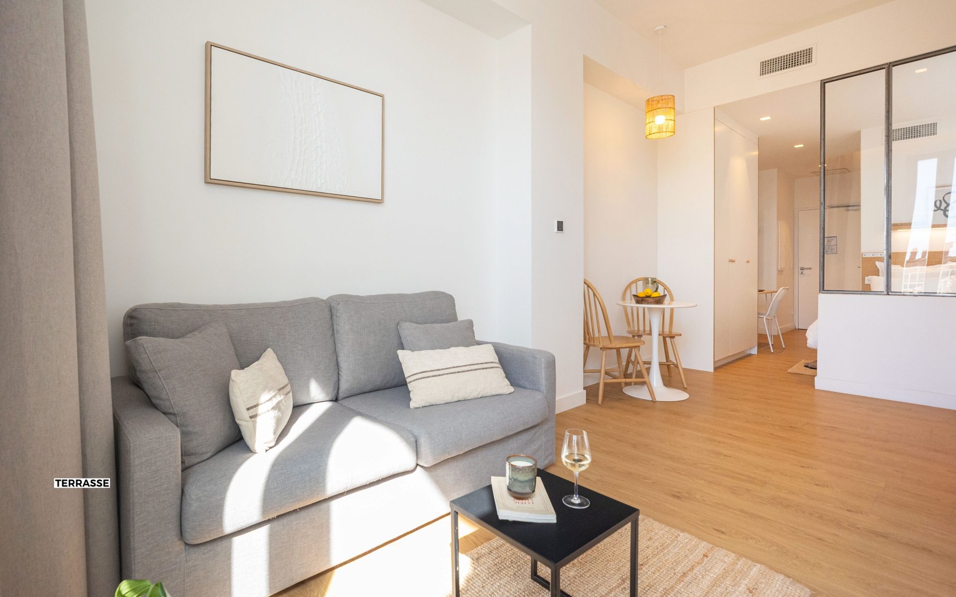 SUITE TERRASSE - VUE HAXO - 506 - The Babel Community Coliving Marseille Vieux Port (12)