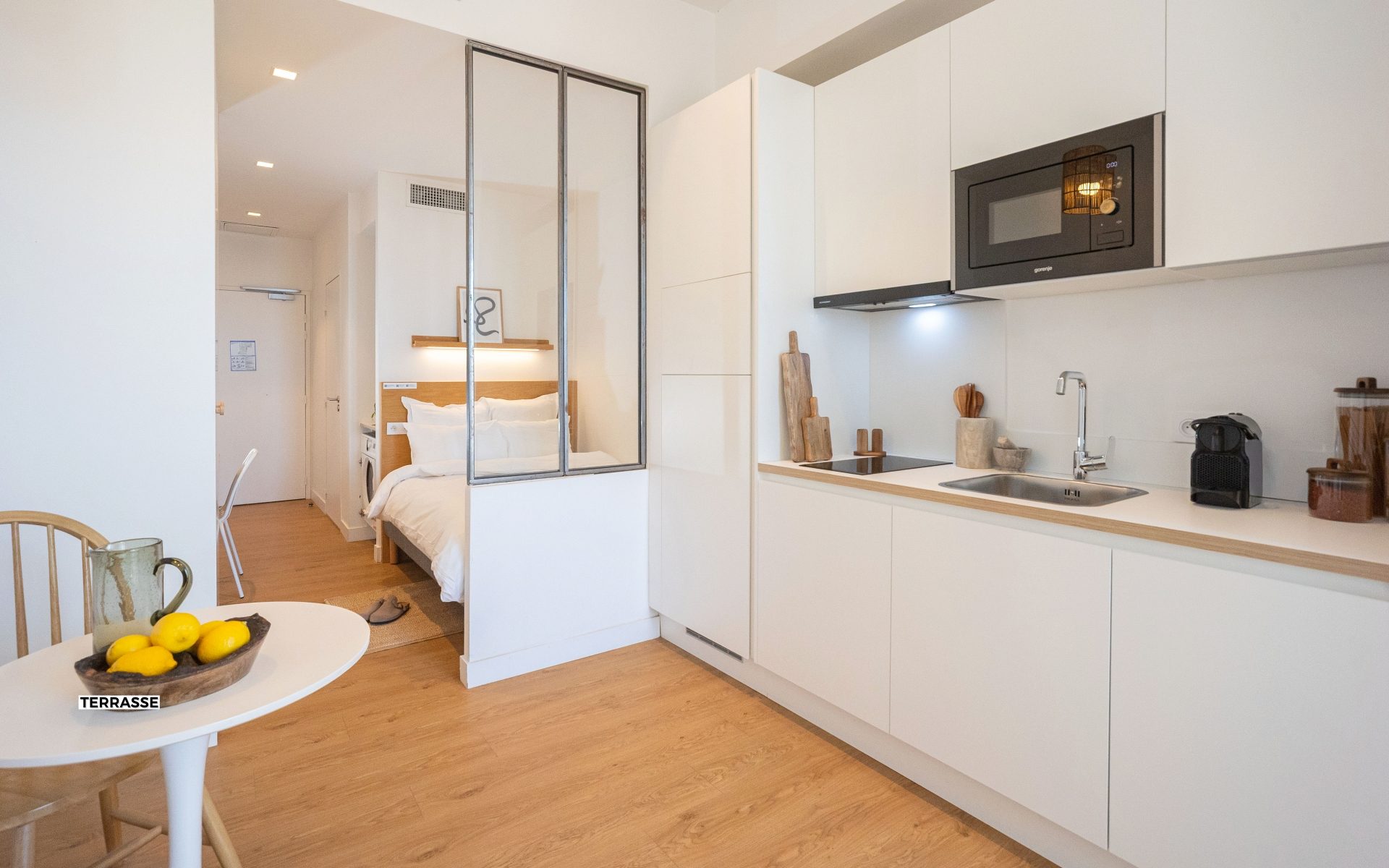 SUITE TERRASSE - VUE HAXO - 506 - The Babel Community Coliving Marseille Vieux Port (13)