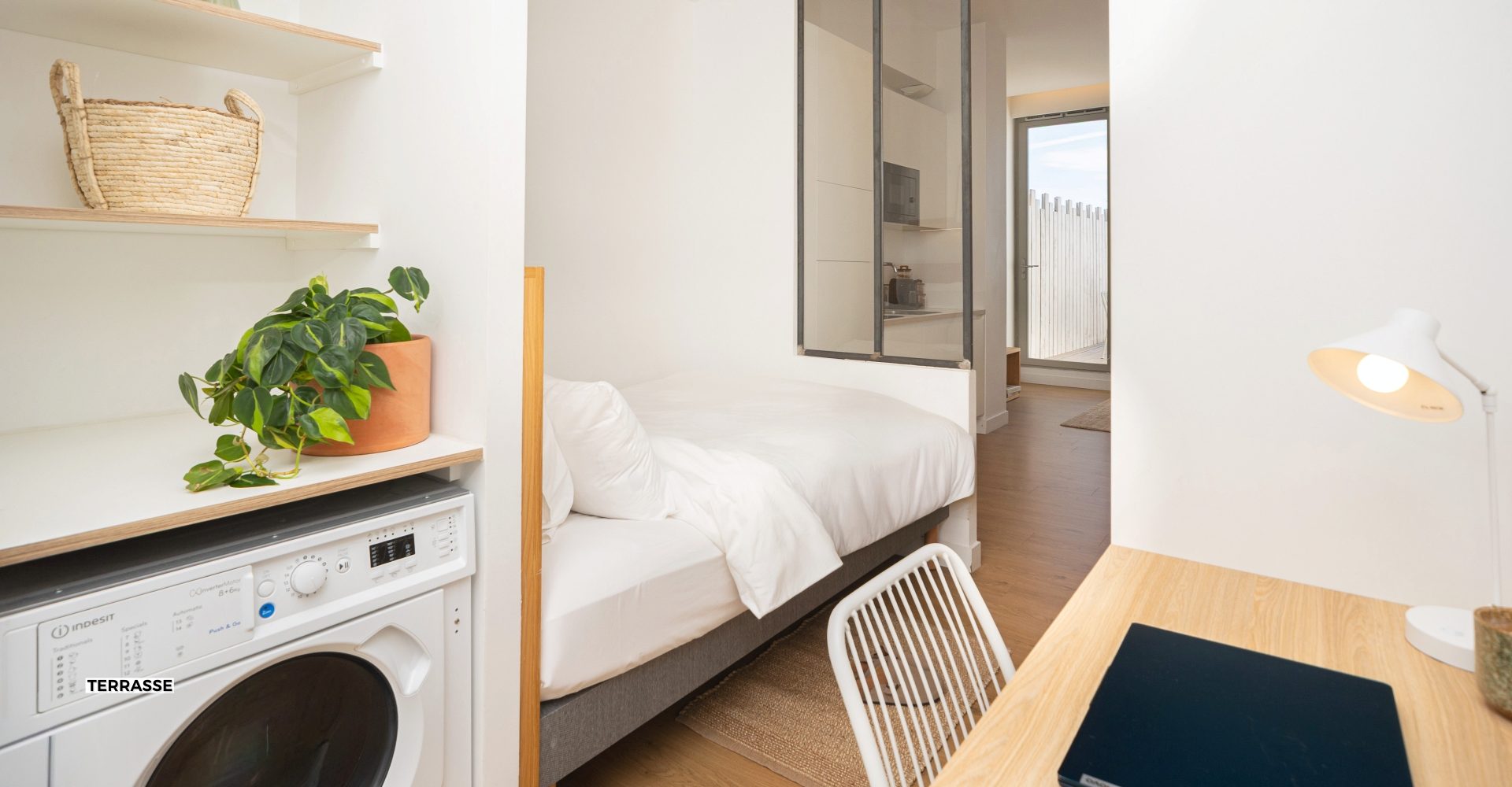 SUITE TERRASSE - VUE HAXO - 506 - The Babel Community Coliving Marseille Vieux Port (9)