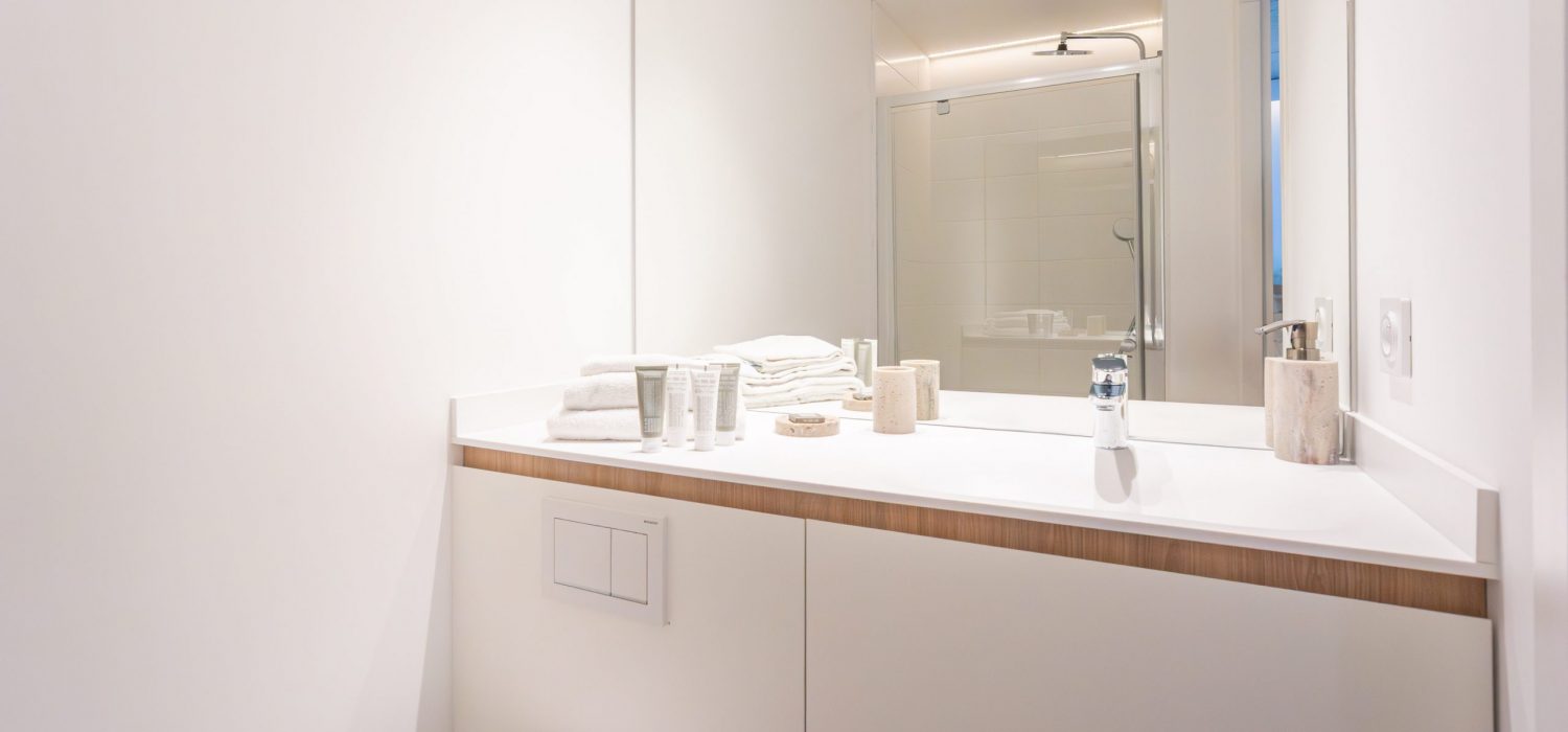 Salle de bain nouvelle mise en place coliving pour suite grande suite studio (1)
