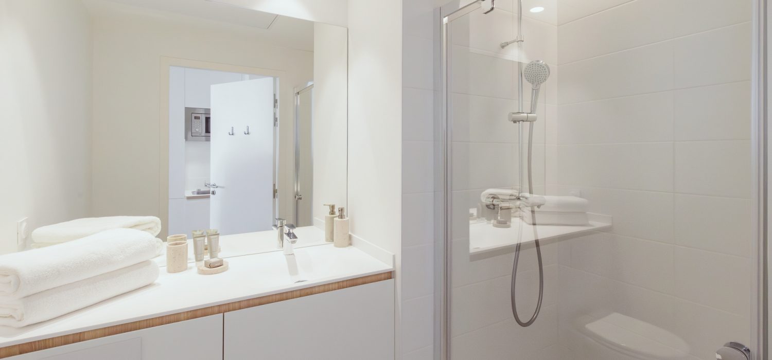 Salle de bain nouvelle mise en place coliving pour suite grande suite studio (4)