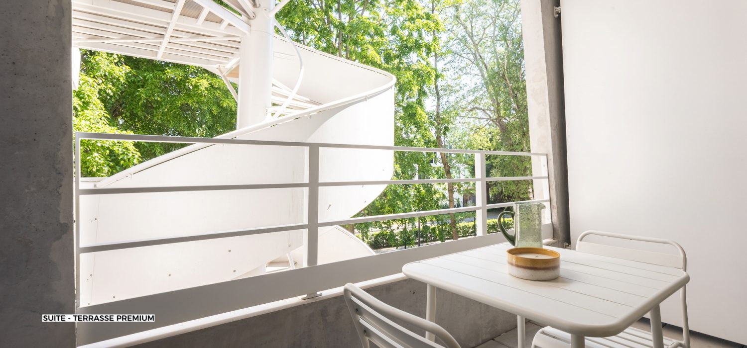 Suite Terrasse Premium PMR - Résidence Lille Les Prés - Coliving Appartement meublé - 1011 Suite PMR - Terrasse (1)