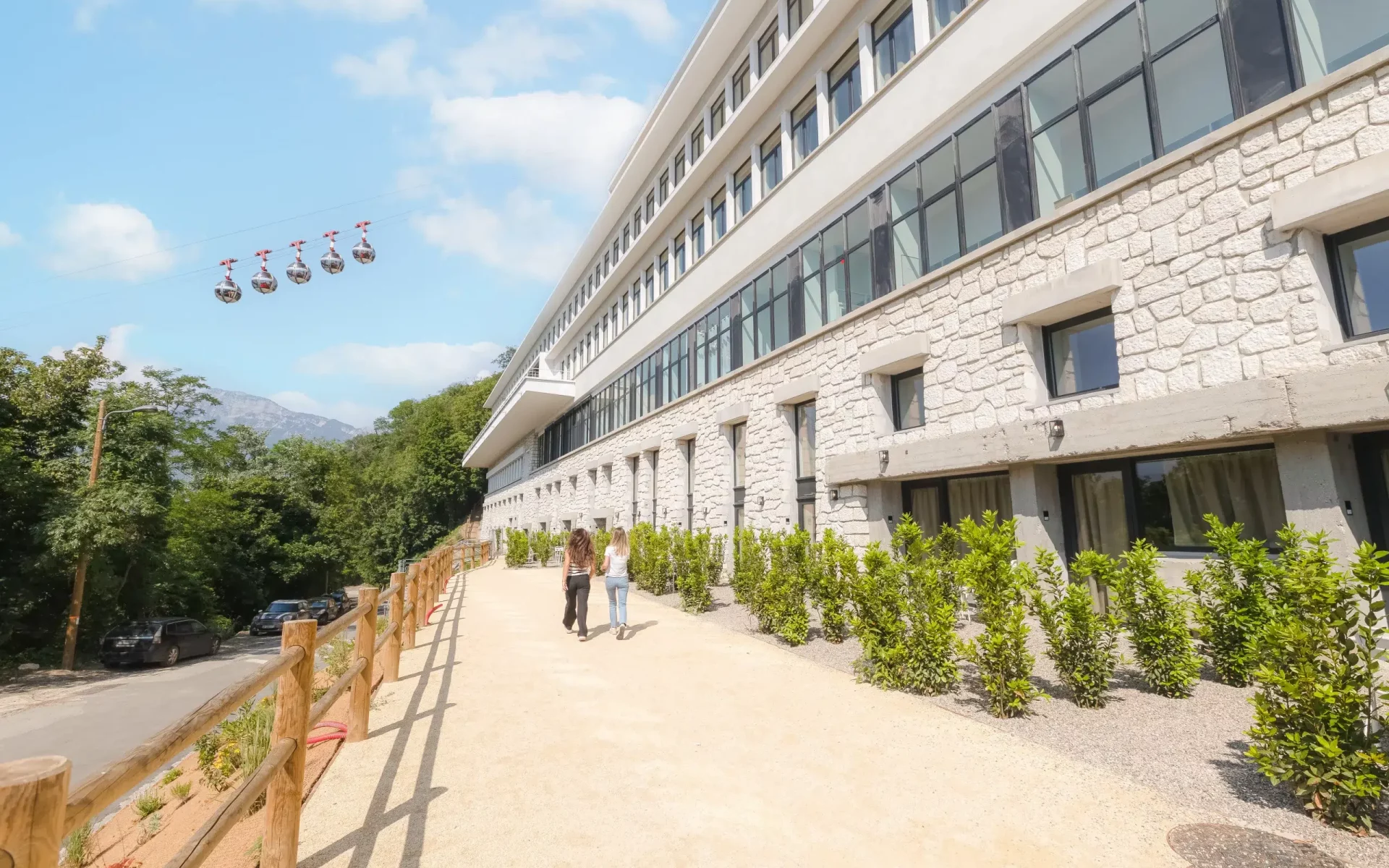 T1-large-suite-premium-garden-duplex-residence-grenoble-bastille-coliving (7)