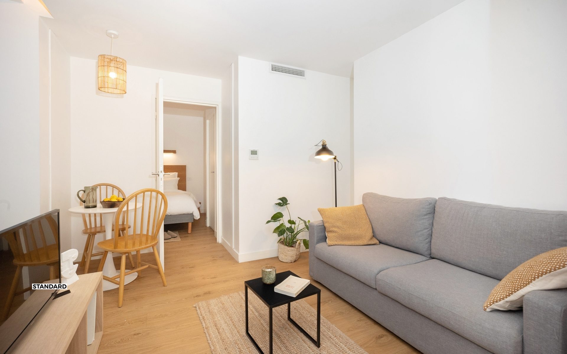 T2 STANDARD - VUE PATIO - 201 - The Babel Community Coliving Marseille Vieux-Port (6)