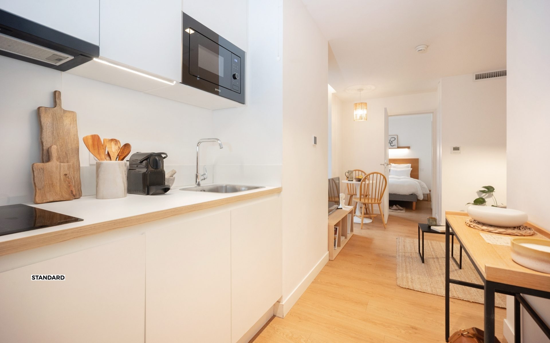T2 STANDARD - VUE PATIO - 201 - The Babel Community Coliving Marseille Vieux-Port (7)
