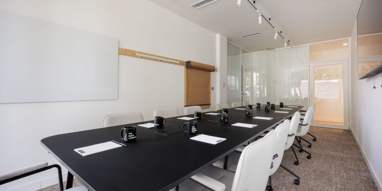 The Medium Room 1 (3)